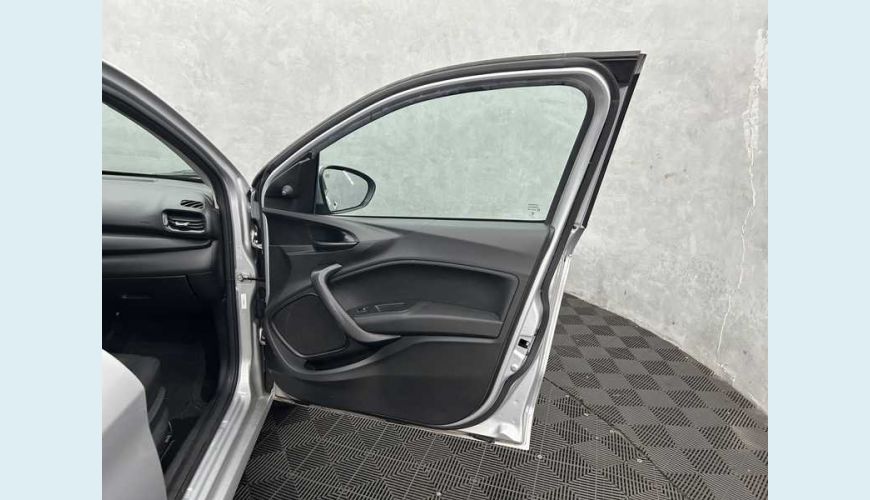 FIAT CRONOS DRIVE 1.0 (FLEX) MT - PRATA - 2023 Foto 7 (Grande)