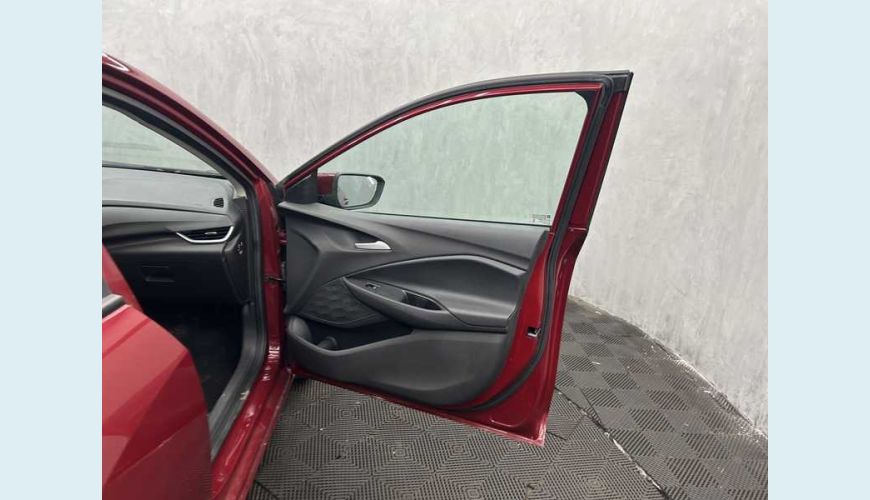 CHEVROLET ONIX PLUS LT 1.0 - VERMELHO - 2024 Foto 7 (Grande)