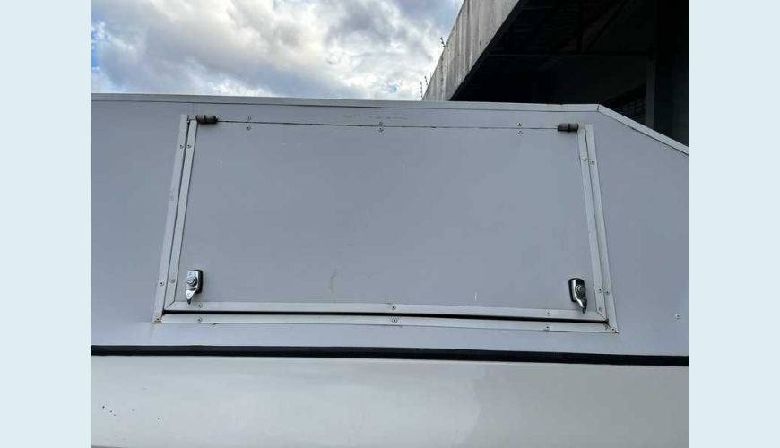 VOLKSWAGEN SAVEIRO ROBUST 1.6 MSI CS FLEX - BRANCO - 2023 Foto 7 (Grande)