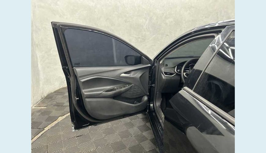CHEVROLET ONIX LT 1.0 - PRETO - 2023 Foto 7 (Grande)