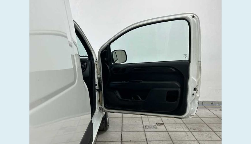FIAT FIORINO 1.4 ENDURANCE FLEX - BRANCO - 2024 Foto 7 (Grande)