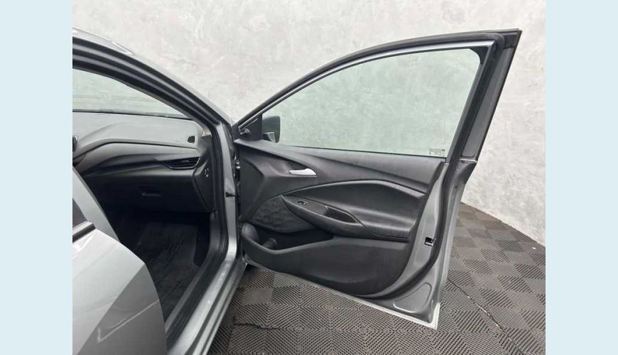 CHEVROLET ONIX 1.0 - PRATA - 2024 Foto 7 (Grande)
