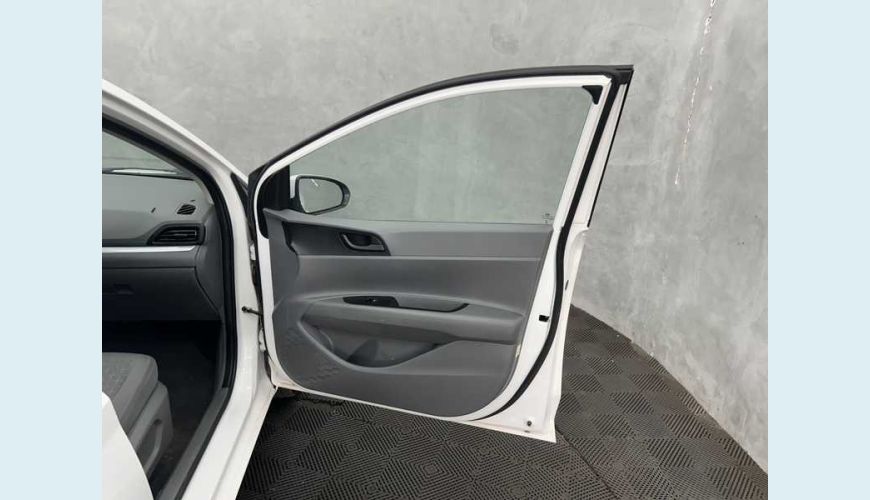 HYUNDAI HB 20S COMFORT 1.0 TURBO AT FLEX - BRANCO - 2023 Foto 7 (Grande)