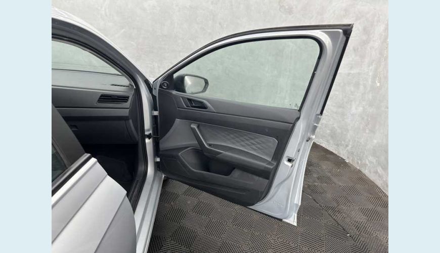 VOLKSWAGEN POLO TRACK 1.0 FLEX 12V 5P - PRATA - 2024 Foto 7 (Grande)