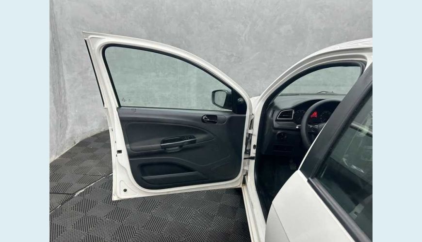VOLKSWAGEN GOL 1.0 12V FLEX - BRANCO - 2022 Foto 7 (Grande)