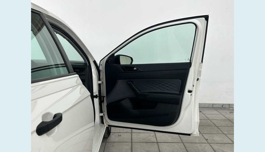 VOLKSWAGEN POLO TRACK 1.0 FLEX 12V 5P - BRANCO - 2024 Foto 7 (Grande)