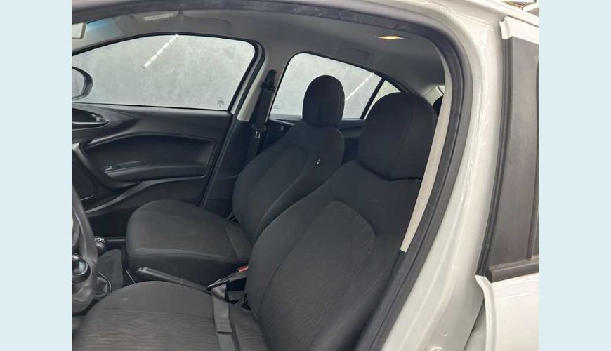 FIAT CRONOS 1.0 FLEX MT - BRANCO - 2023 Foto 7 (Grande)