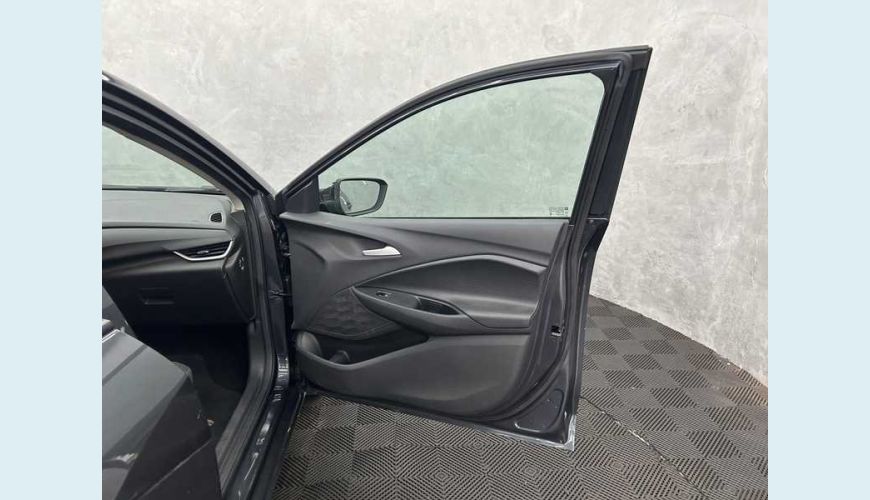 CHEVROLET ONIX LT 1.0 - CINZA - 2024 Foto 7 (Grande)