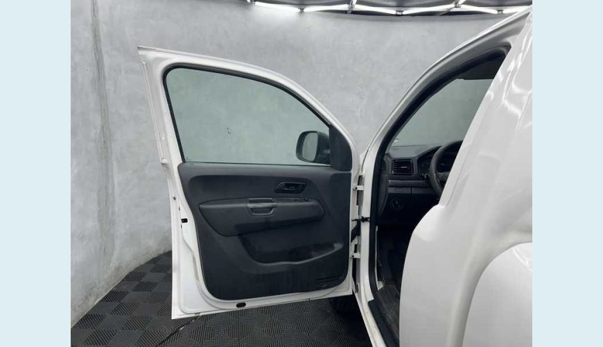 VOLKSWAGEN AMAROK 2.0 S 4X4 TDI CS - BRANCO - 2019 Foto 7 (Grande)