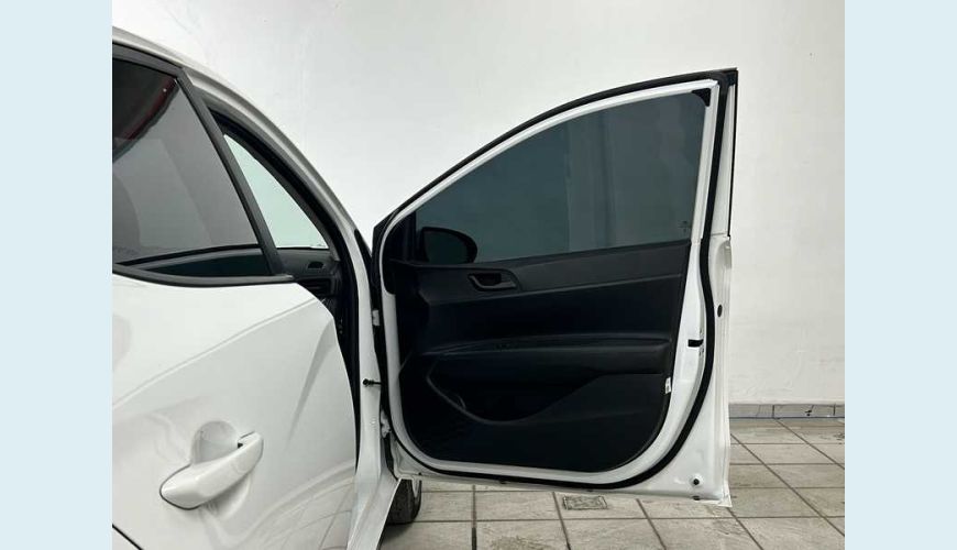HYUNDAI HB 20 COMFORT PLUS 1.0 (MEC.) - BRANCO - 2025 Foto 7 (Grande)