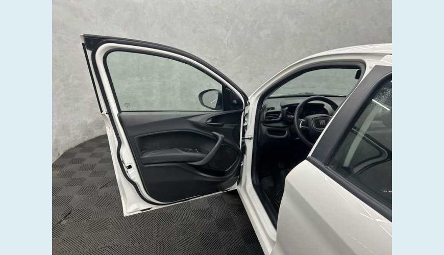 FIAT ARGO 1.0 FLEX - BRANCO - 2023 Foto 7 (Grande)