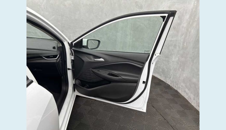 CHEVROLET ONIX LT 1.0 - BRANCO - 2023 Foto 7 (Grande)
