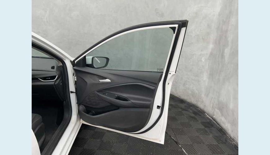 CHEVROLET ONIX PLUS LT 1.0 TURBO - BRANCO - 2024 Foto 7 (Grande)