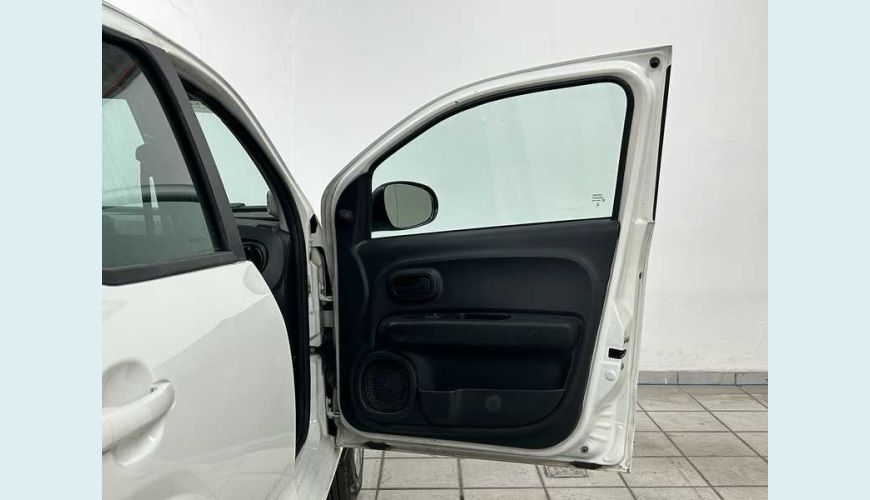 FIAT MOBI LIKE 1.0 - BRANCO - 2024 Foto 7 (Grande)