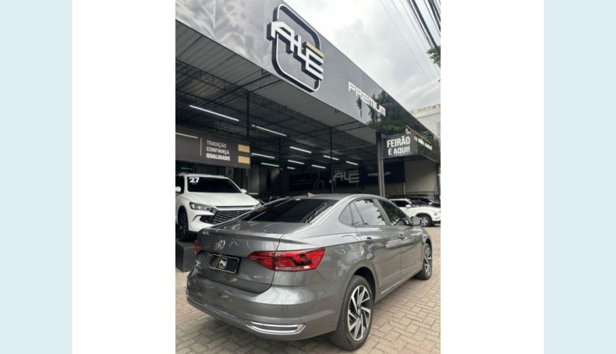VOLKSWAGEN VIRTUS FLEX AUT. 4P - CINZA - 2022 Foto 7 (Grande)