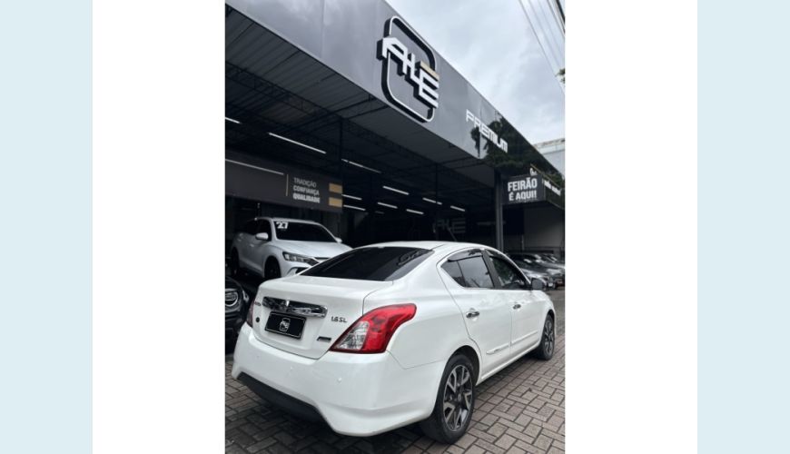 NISSAN VERSA - BRANCO - 2017 Foto 7 (Grande)