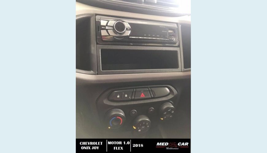 CHEVROLET ONIX 1.0 MPFI JOY 8V FLEX 4P MANUAL - BRANCO - 2018 Foto 8 (Grande)