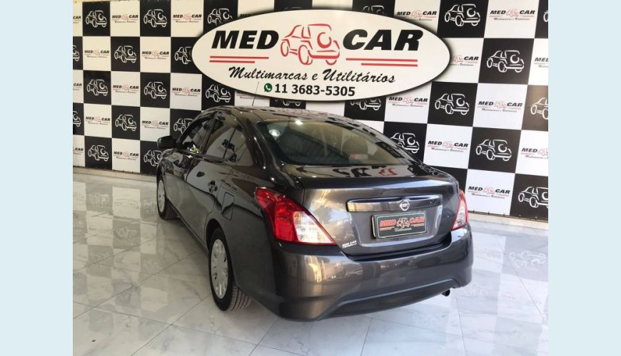 NISSAN VERSA 1.0 12V FLEX 4P MANUAL - CINZA - 2017 Foto 8 (Grande)