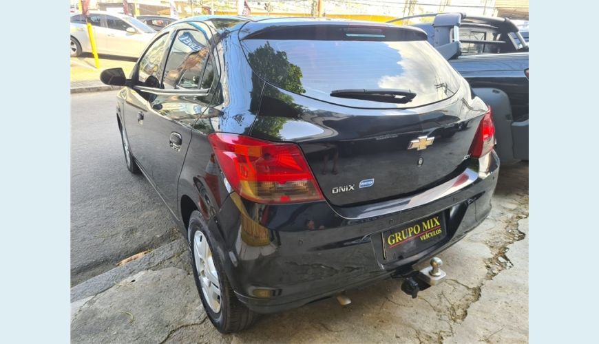 CHEVROLET ONIX 1.0 MPFI JOY 8V FLEX 4P MANUAL - PRETO - 2018 Foto 8 (Grande)