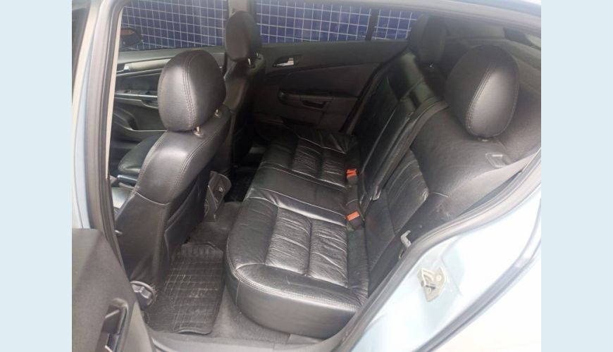 CHEVROLET VECTRA 2.0 MPFI GT HATCH 8V FLEX 4P MANUAL - PRATA - 2009 Foto 8 (Grande)