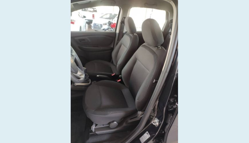 CHEVROLET SPIN 1.8 LT 8V FLEX 4P MANUAL - PRETO - 2020 Foto 8 (Grande)