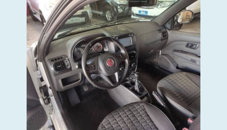 FIAT STRADA 1.8 MPI ADVENTURE CD 16V FLEX 3P MANUAL - BRANCO - 2020 Foto 8 (Grande)