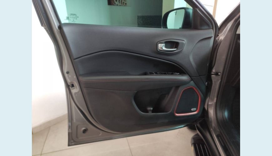 JEEP COMPASS 2.0 16V DIESEL TRAILHAWK 4X4 AUT. - CINZA - 2020 Foto 8 (Grande)
