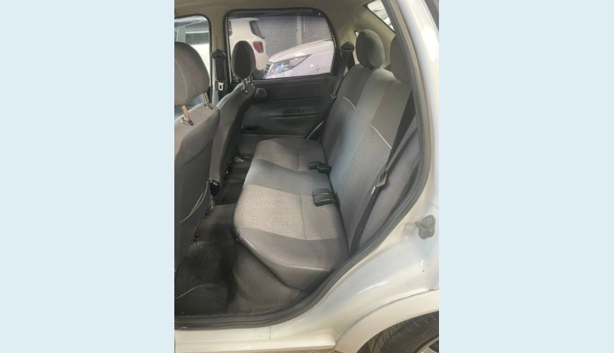 CHEVROLET CLASSIC 1.0 MPFI LS 8V FLEX 4P MANUAL - BRANCO - 2014 Foto 8 (Grande)