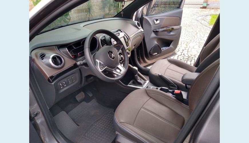 RENAULT CAPTUR ICONIC 1.3 TB 16V FLEX 5P AUT. - CINZA - 2022 Foto 8 (Grande)