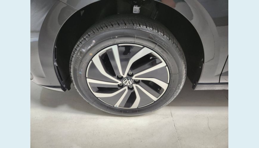 VOLKSWAGEN POLO 1.0 170 TSI HIGHLINE AUT. - PRETO - 2023 Foto 8 (Grande)