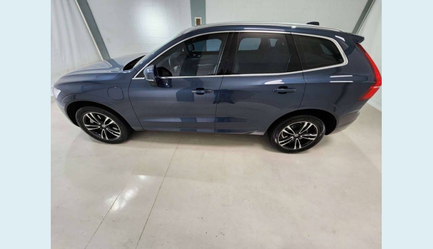 VOLVO XC60 2.0 T8 HYBRID MOMENTUM AWD GEARTRONIC - AZUL - 2020 Foto 8 (Grande)