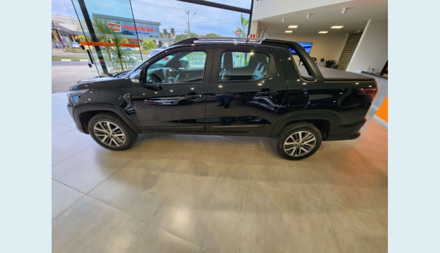 FIAT STRADA 1.3 FIREFLY FLEX VOLCANO CD MANUAL - PRETO - 2022 Foto 8 (Grande)