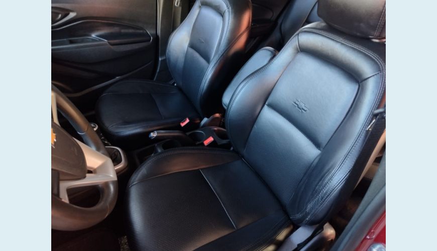 CHEVROLET ONIX HATCH LT 1.4 8V FLEXPOWER 5P MEC. - VERMELHO - 2019 Foto 8 (Grande)