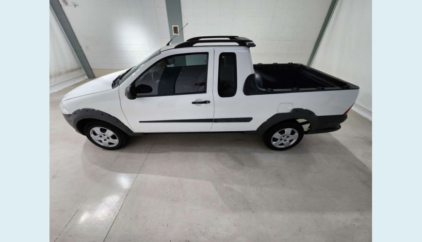 FIAT STRADA 1.4 MPI WORKING CE 8V FLEX 2P MANUAL - BRANCO - 2013 Foto 8 (Grande)
