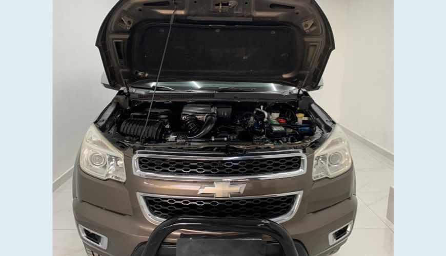 CHEVROLET S-10 2.4 MPFI LTZ 4X2 CD 8V FLEX 4P MANUAL - MARROM - 2013 Foto 8 (Grande)