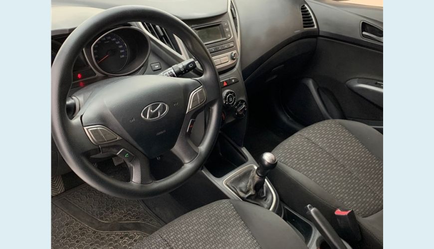 HYUNDAI HB 20 1.0 COMFORT 12V FLEX 4P MANUAL - BRANCO - 2018 Foto 8 (Grande)