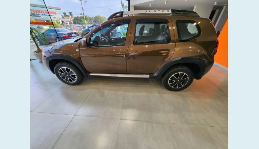 RENAULT DUSTER 1.6 DYNAMIQUE 4X2 16V FLEX 4P MANUAL - MARROM - 2017 Foto 8 (Grande)