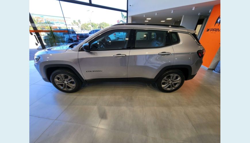 JEEP COMPASS 1.3 T270 TURBO FLEX LONGITUDE AT6 - PRATA - 2023 Foto 8 (Grande)