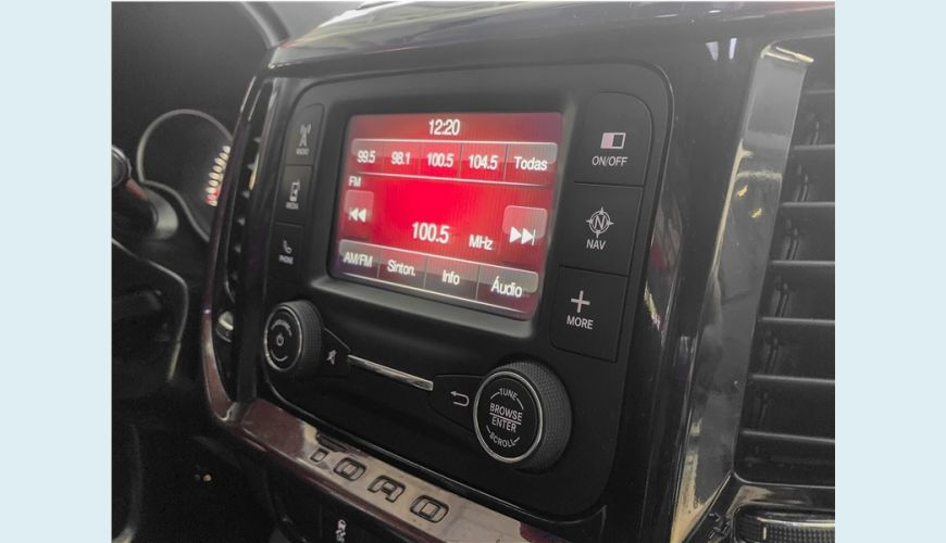 FIAT TORO 1.8 16V EVO FLEX FREEDOM AT6 - BRANCO - 2017 Foto 8 (Grande)