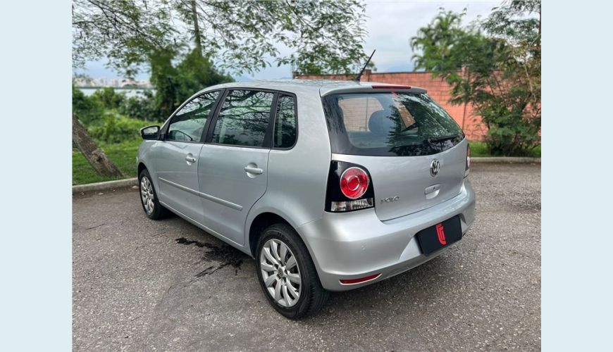 VOLKSWAGEN POLO 1.6 MI 8V FLEX 4P MANUAL - N/D - 2014 Foto 8 (Grande)