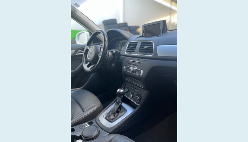 AUDI Q3 1.4 TFSI AMBITION 4P S TRONIC - BRANCO - 2017 Foto 8 (Grande)