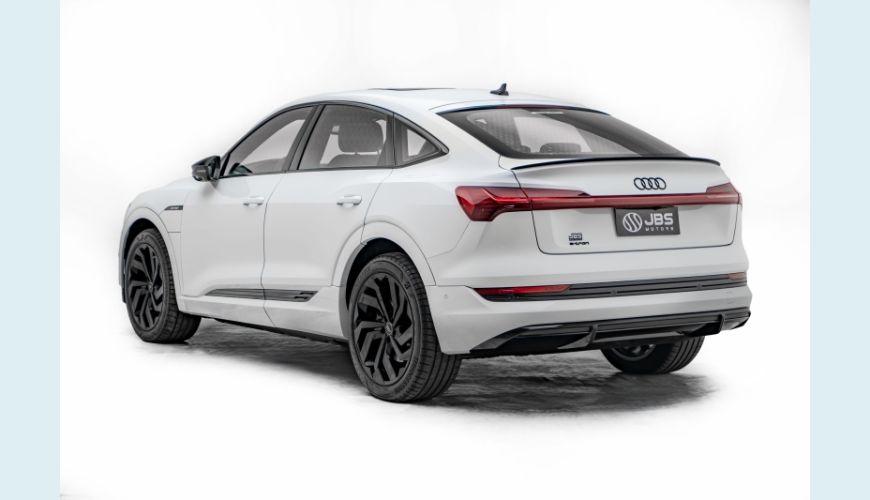 AUDI E-TRON ELÉTRICO SPORTBACK PERFORMANCE QUATTRO - BRANCO - 2023 Foto 8 (Grande)