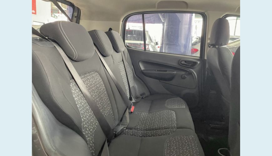 FIAT UNO 1.0 FIRE FLEX ATTRACTIVE MANUAL - CINZA - 2021 Foto 8 (Grande)