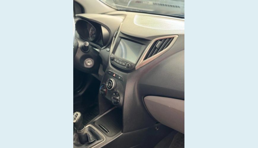 HYUNDAI HB 20S 1.6 COMFORT PLUS 16V FLEX 4P MANUAL - PRETO - 2019 Foto 8 (Grande)