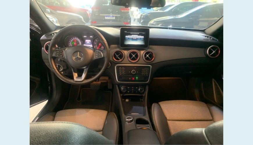 MERCEDES-BENZ GLA 200 1.6 CGI STYLE 16V TURBO FLEX 4P AUT. - N/D - 2016 Foto 8 (Grande)