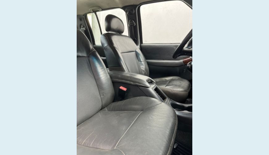 CHEVROLET S-10 2.8 EXECUTIVE 4X4 CD 12V TURBO ELECTRONIC INTERCOOLER DIESEL 4P MANUAL - PRETO - 2010 Foto 8 (Grande)