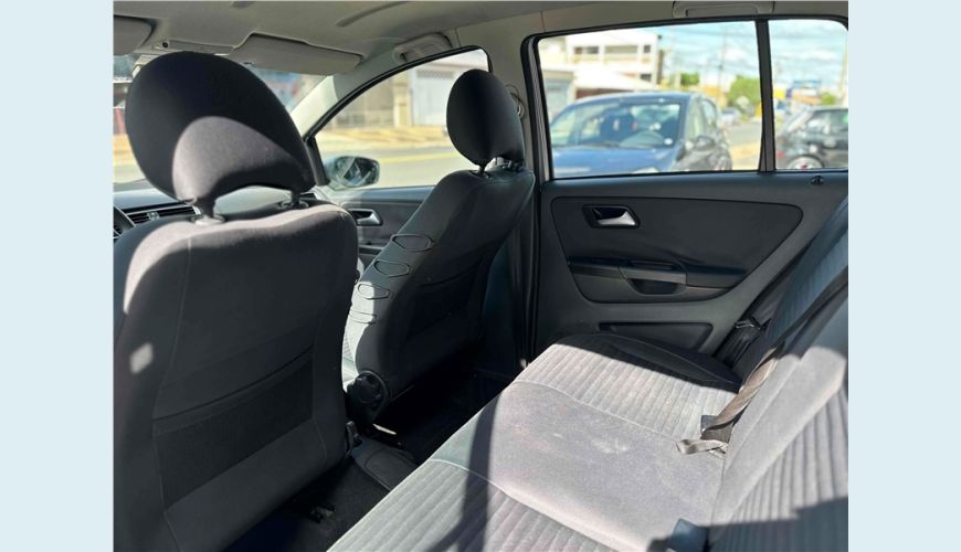 VOLKSWAGEN CROSSFOX 1.6 MI 8V FLEX 4P MANUAL - N/D - 2011 Foto 8 (Grande)