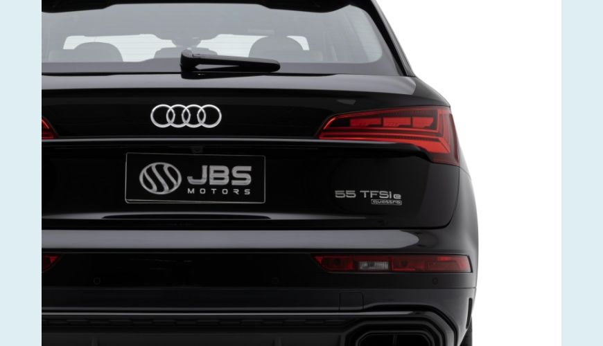 AUDI Q5 2.0 55 TFSI PHEV PERFORMANCE BLACK QUATTRO S TRONIC - PRETO - 2022 Foto 8 (Grande)