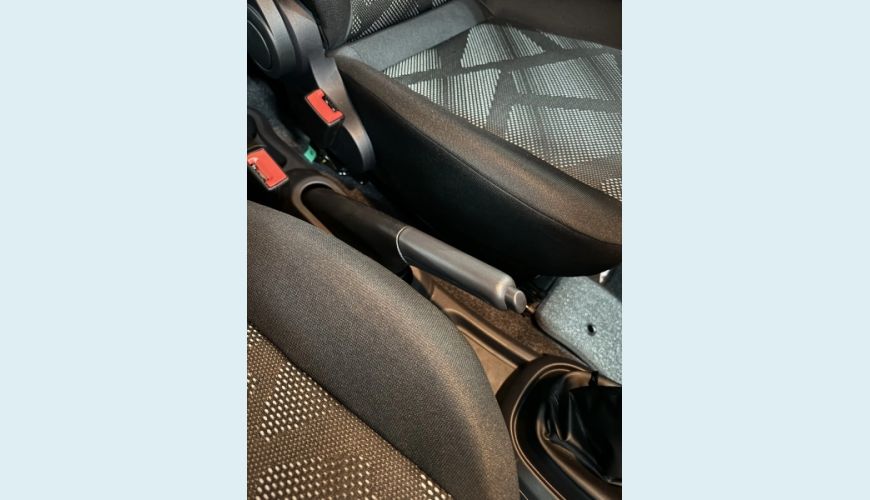FIAT MOBI 1.0 EVO FLEX LIKE. MANUAL - VERMELHO - 2024 Foto 8 (Grande)