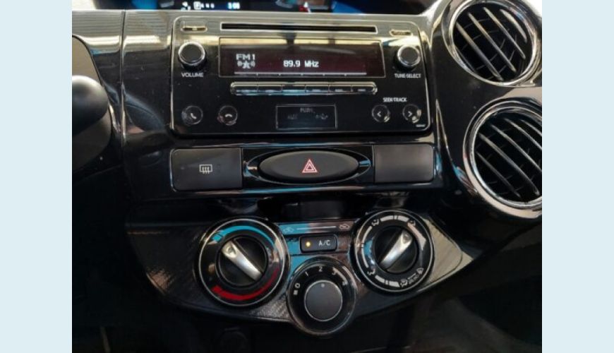 TOYOTA ETIOS 1.5 X PLUS 16V FLEX 4P AUT. - PRATA - 2020 Foto 8 (Grande)